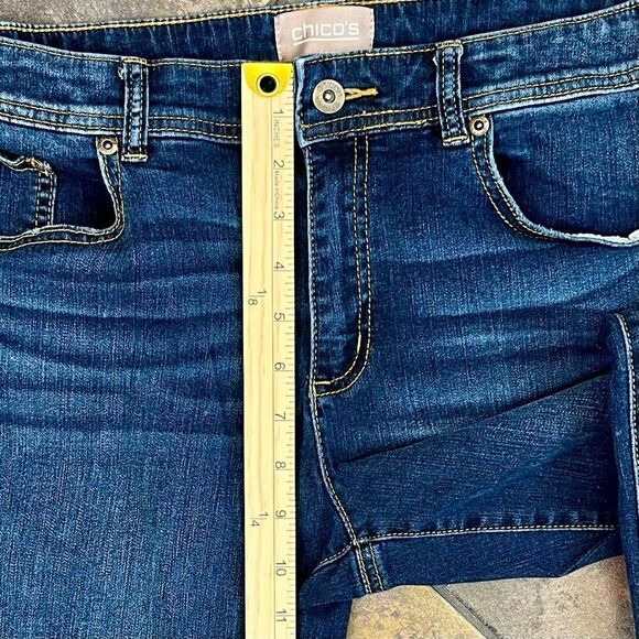 Chico’s Distressed Ankle Denim Jeans 0.5 Small 6 - Picture 3 of 6
